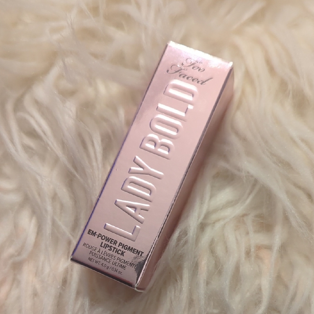 Too Faced Lady Bold Lipstick - Soft Pink